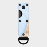 WHITE RESIN - KEYHOLDER
