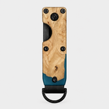 LIGHT BLUE RESIN - KEYHOLDER